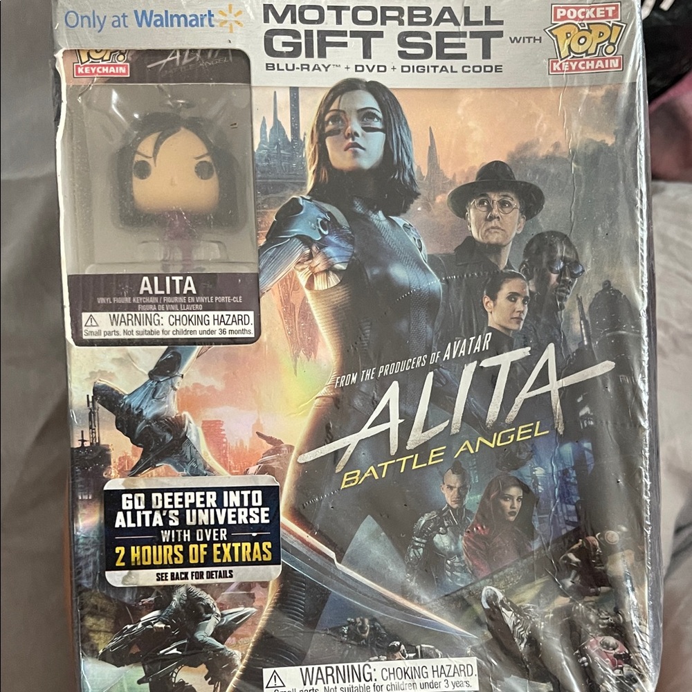 Alita Battle Angel Motorball Gift Set - Blu-ray/DVD with Keychain